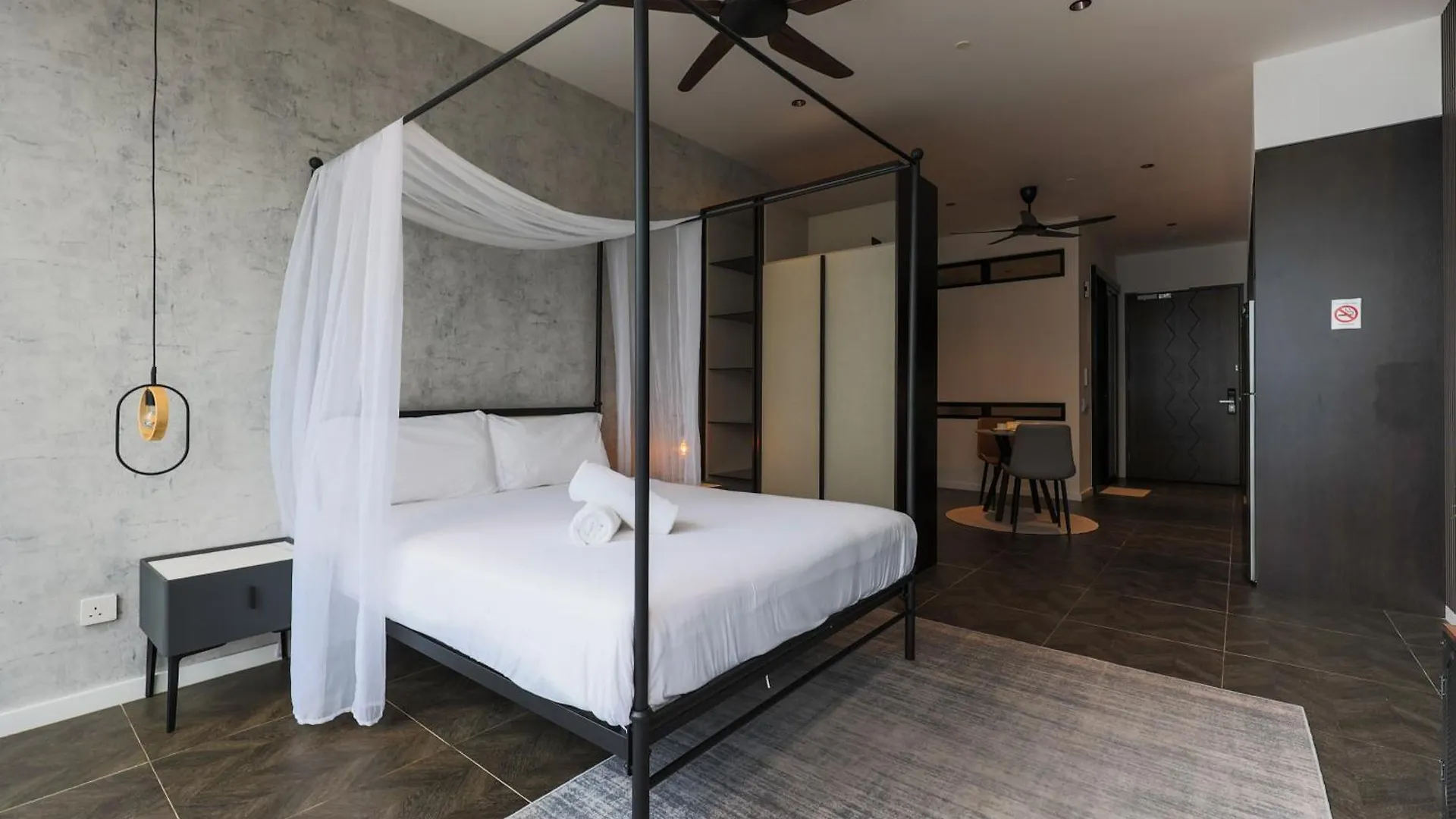 Scarletz Suites Klcc By Gb 쿠알라룸푸르 0*,