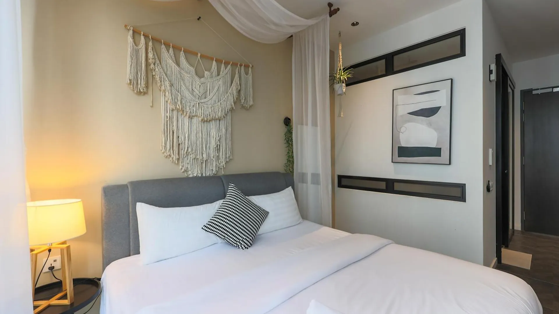 Scarletz Suites Klcc By Gb 쿠알라룸푸르 아파트